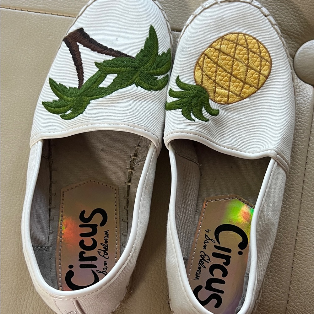 Circus by Sam Edelman White Slip-Ons with Pineapple Design